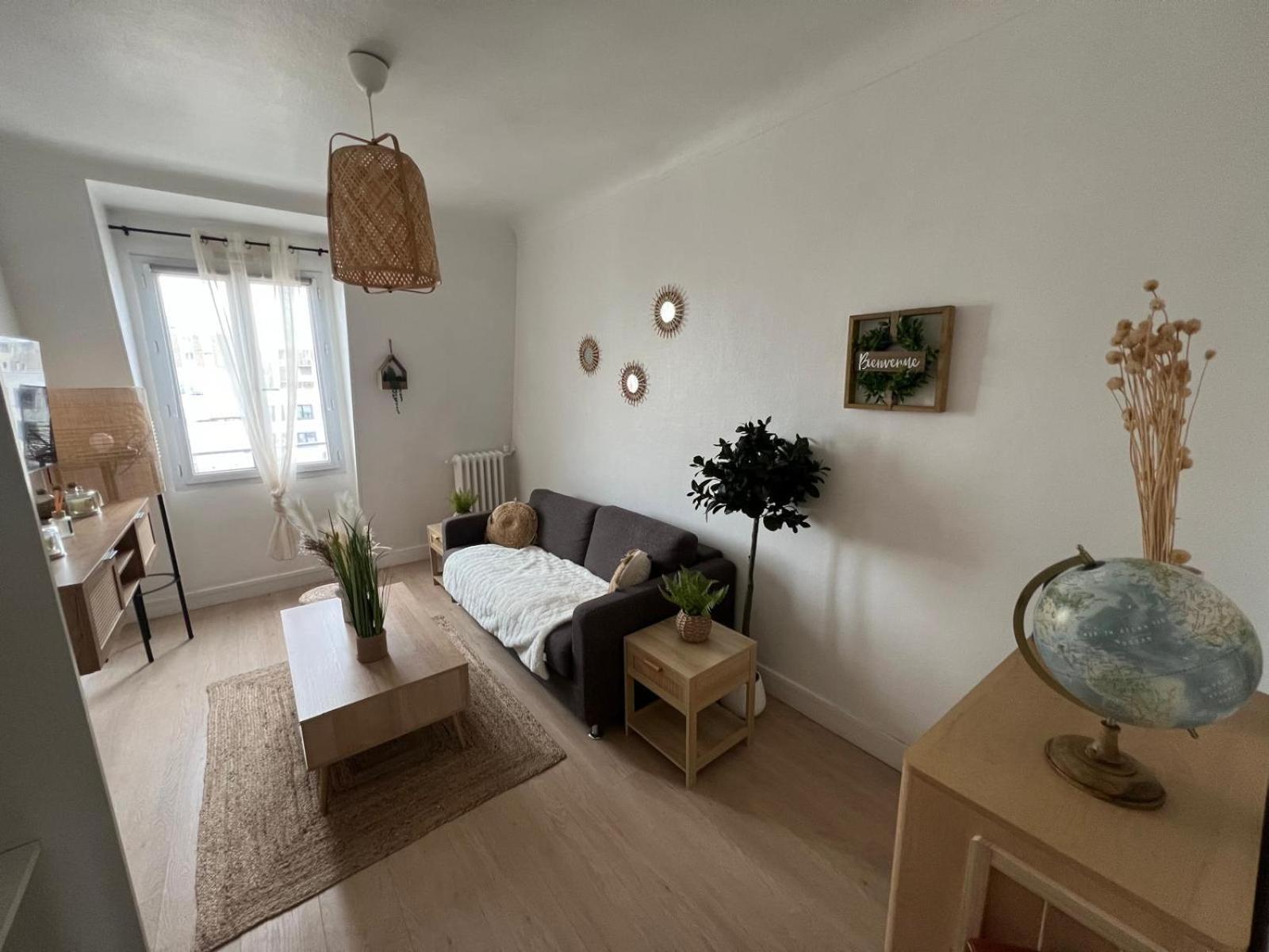 Charmant Appartement Aux Portes De Paris - 2Pax Saint-Ouen  Exterior photo