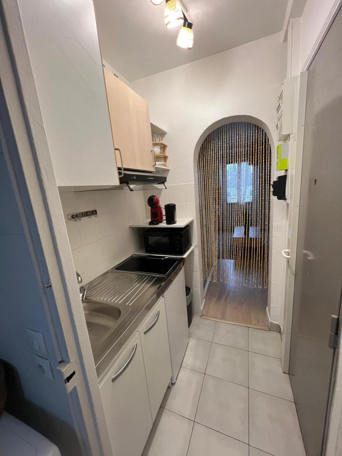Charmant Appartement Aux Portes De Paris - 2Pax Saint-Ouen  Exterior photo
